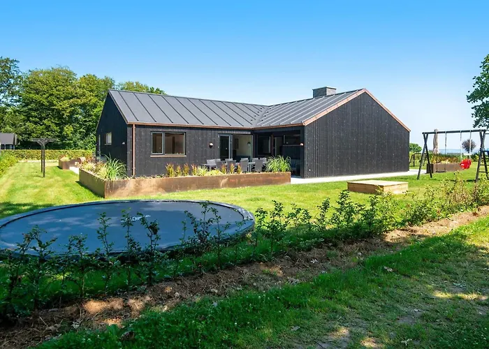 12 Person In Vakantiehuis Haderslev